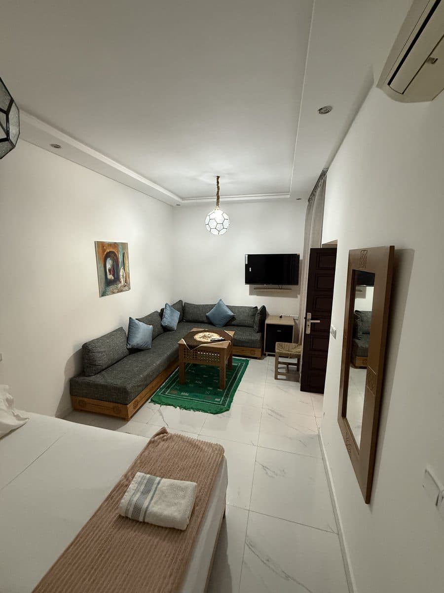 Moroccan riad room double bed design